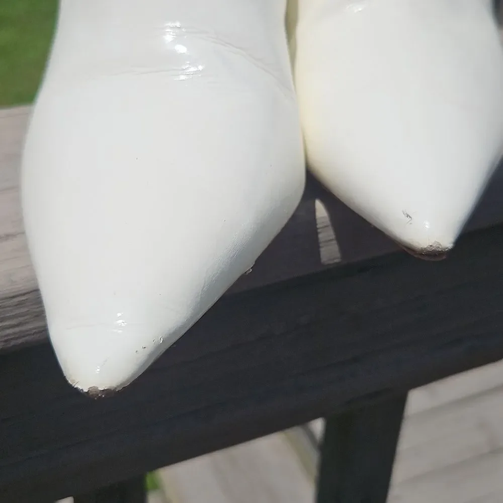 Tory Burch White Patent Leather Pointed Toe Heels – Size 8.5